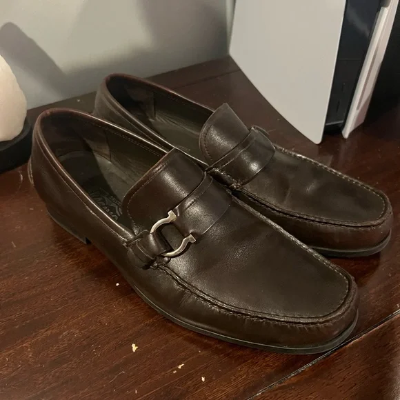 Salvatore Ferragamo | Shoes | Mens Ferragamo Brown Loafers  display picture 1